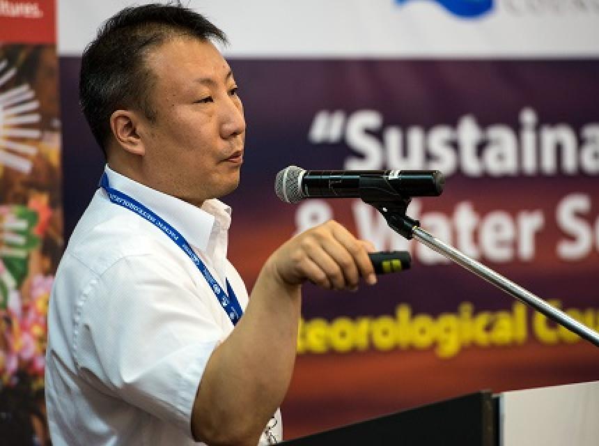 Dr. Jin Ho Yoo