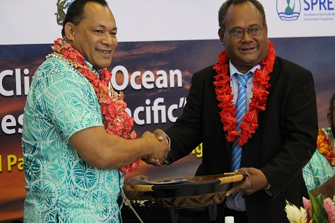 Director General Kosi Latu and Hon. Samuel Manetoali