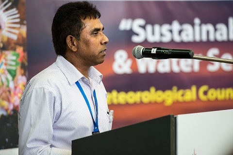 Director of Fiji Meteorological Services, Ravind Kumar (Photo credit: Jenny Davson-Galle SIMS)